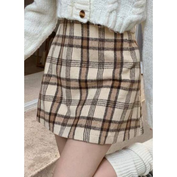 Dazy Dresses & Skirts - Brown Plaid Mini Skirt High Waisted A-Line Lined sz L